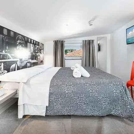 Mini * ריצ'יונה